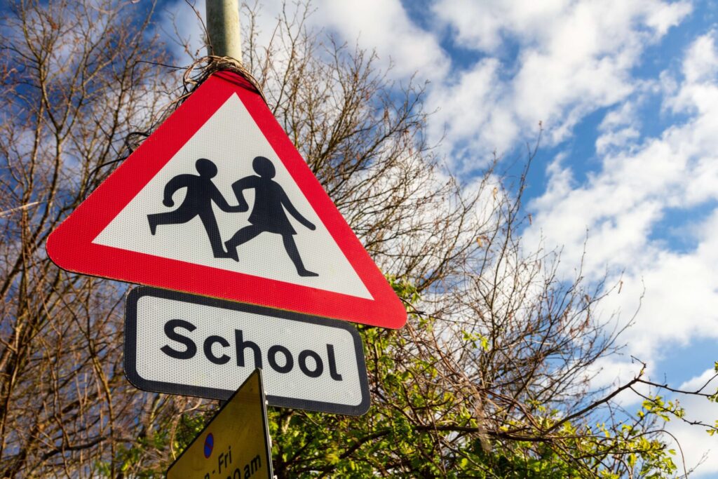 net zero solutions for the education sector / UK schools
