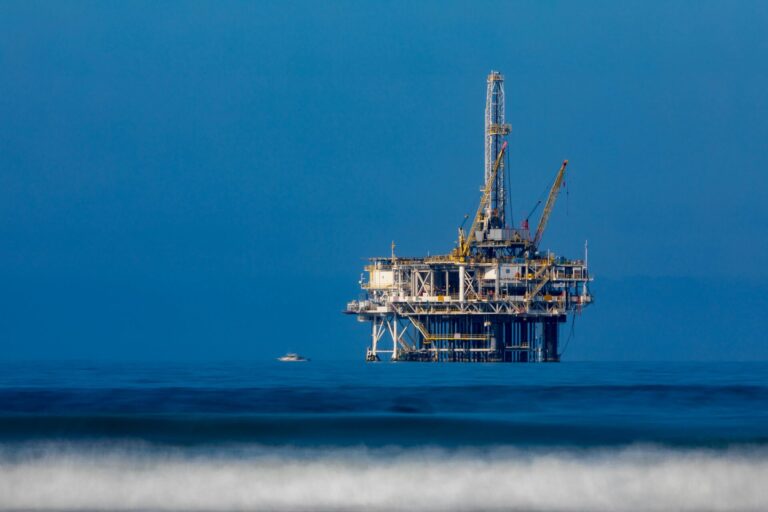 offshore oil rig representing jackdaw